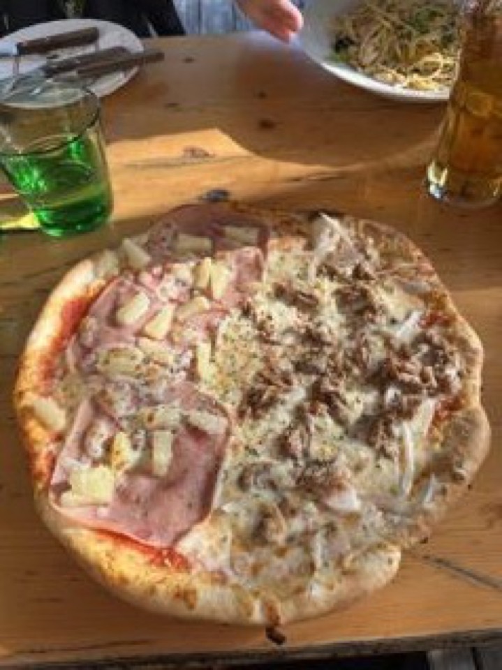 Pizza photographed at Pizzeria Kegelbahn